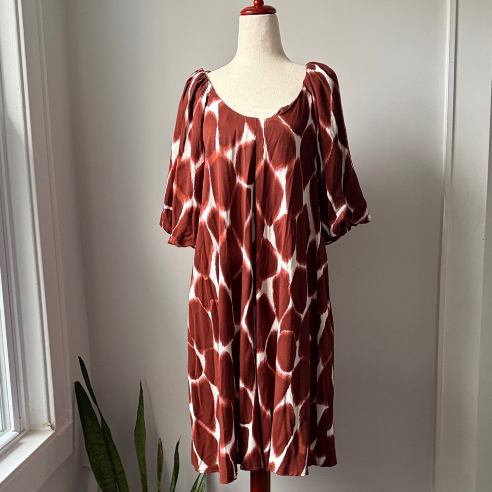 Women’s Rust and White Patterned Short-Sleeve Dress